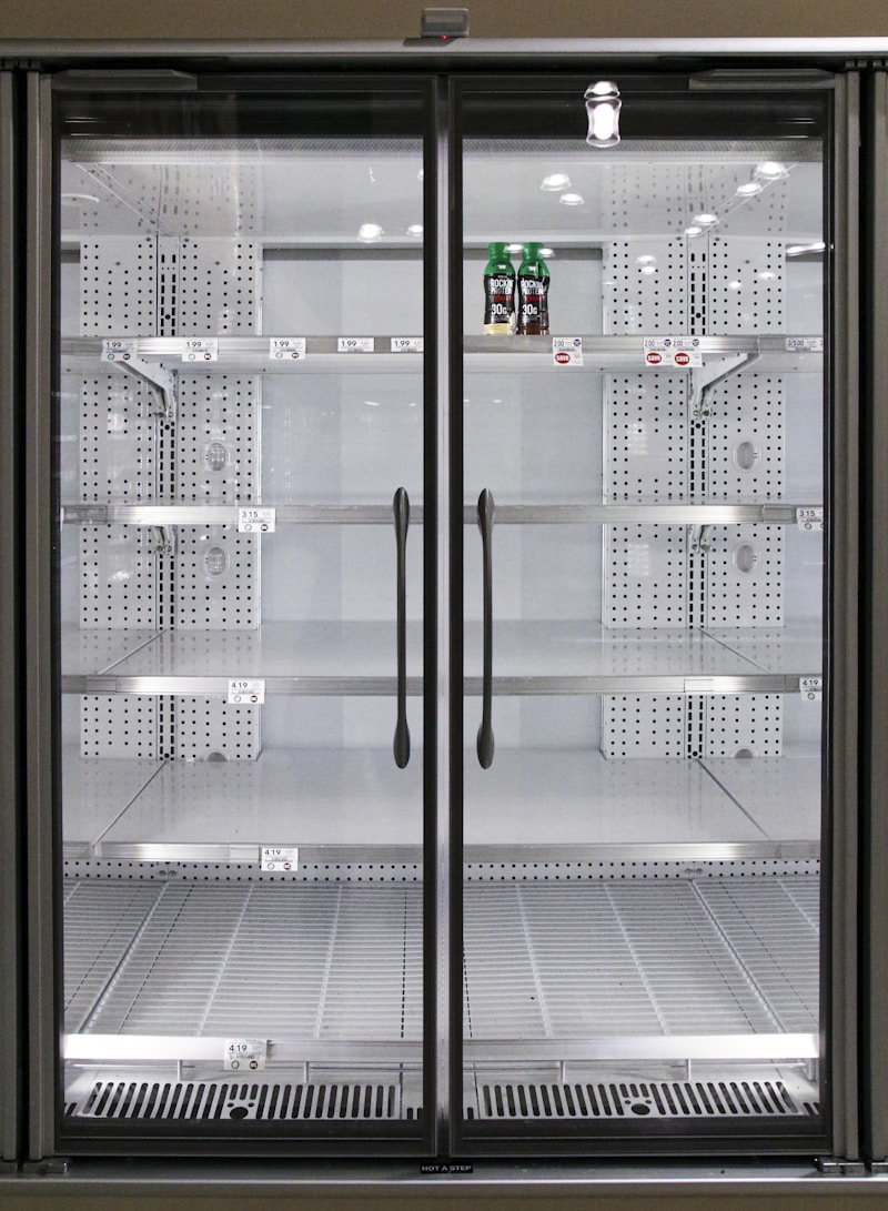 Commercial refrigerator